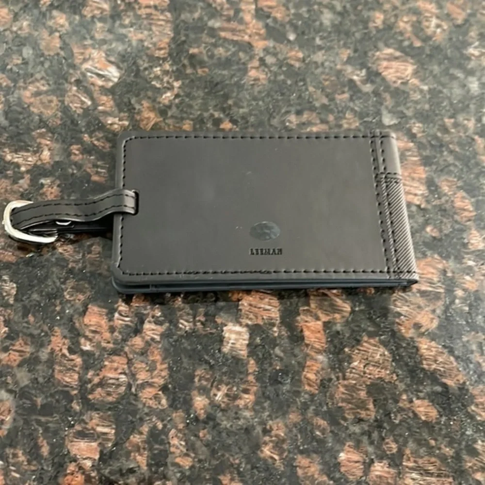 Keenan Tech Squared luggage tag black leather